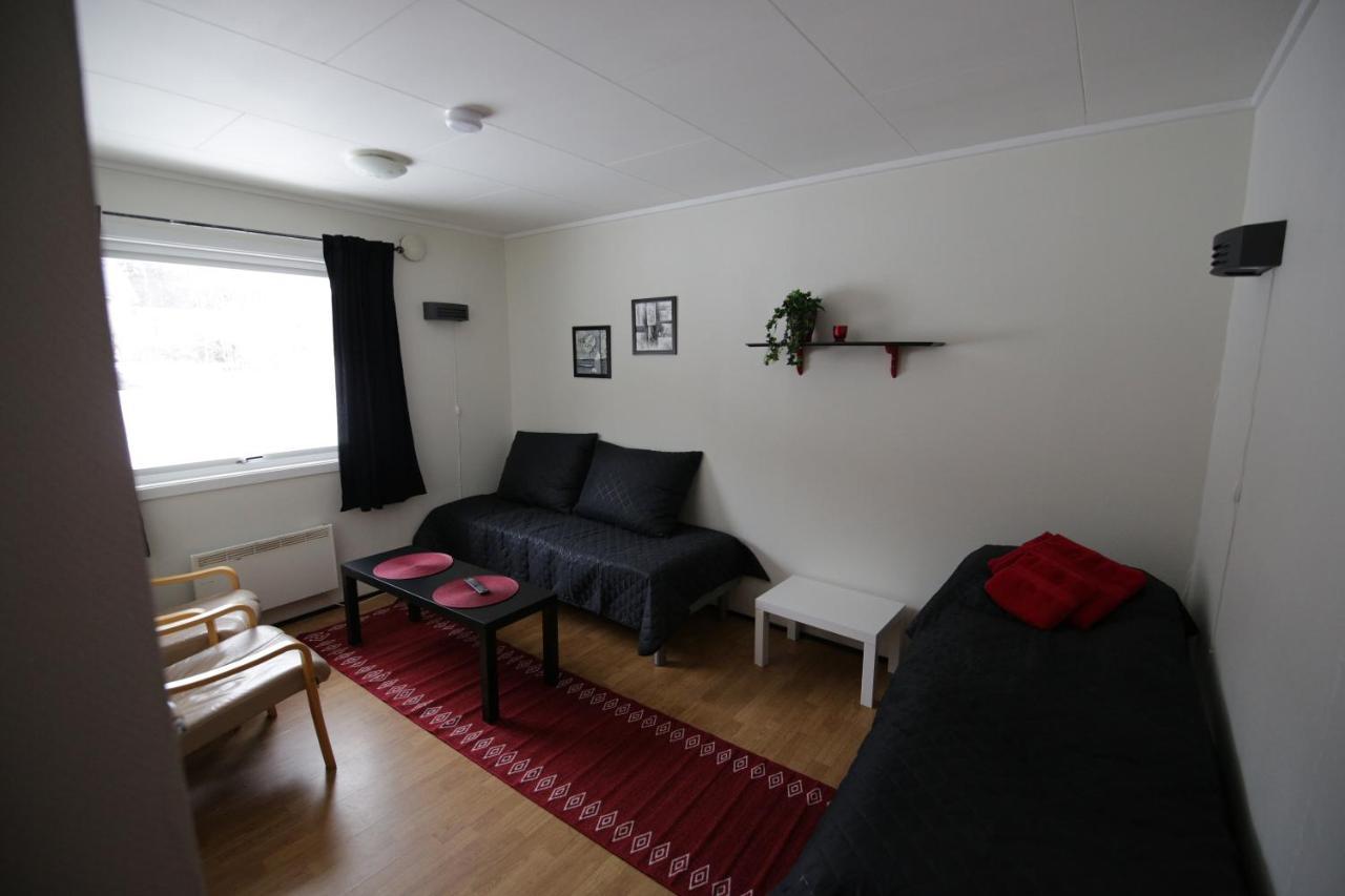 Lodge Lyngenfjord, Froyas Hus *